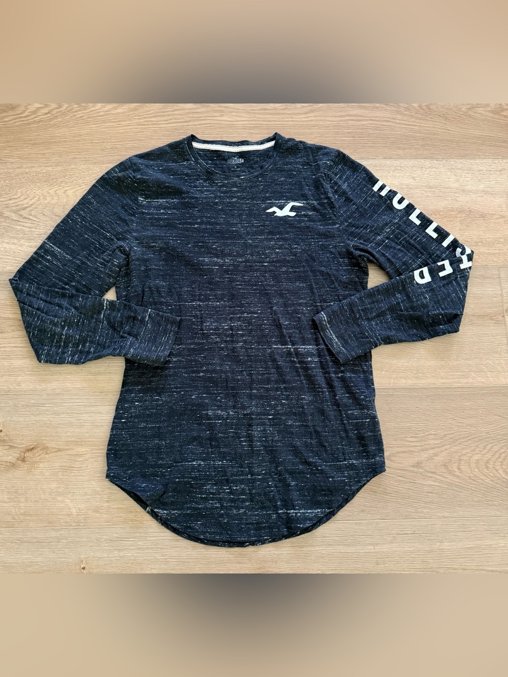 Hollister Logo Long Sleeve Tee Black Heather Medium double sided